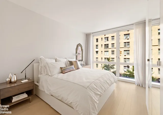 Photo 3 of Sale Pending at 200 W End Ave #6B, New York, NY 10023 | MLS# RLS20091366 | Listing updated on 2026-08-25