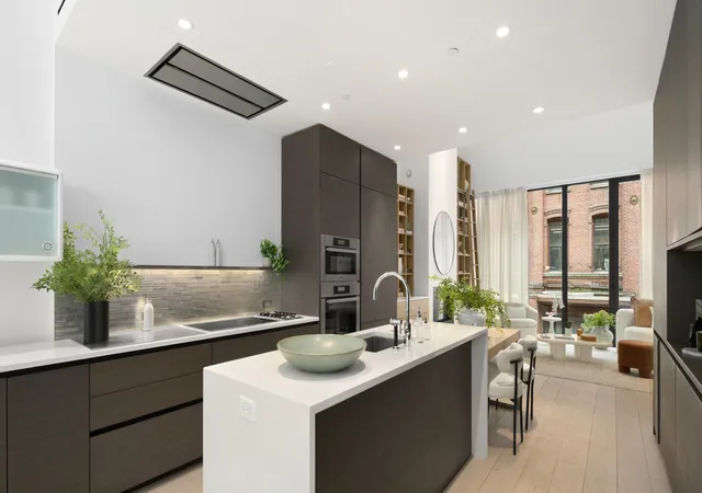 Photo 4 of Single family home for sale at 173 Water St, Brooklyn, NY 11201 | MLS# RLS20091938 | Listing updated on 2026-08-17