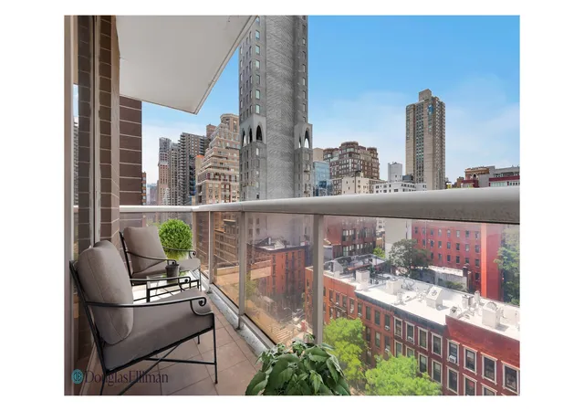 Photo 3 of Sale Pending at 200 E 89th Street #9B, New York City, NY 10128 | MLS# RLS20092667 | Listing updated on 2026-08-24