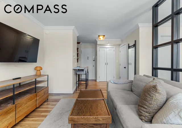 Listing Photo 3 - Condo for sale in building located at 363 E 76Th St, New York City, NY 10021 - Unit #14K