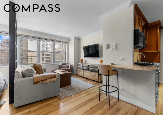 Listing Photo 5 - Condo for sale in building located at 363 E 76Th St, New York City, NY 10021 - Unit #14K