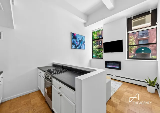 Photo 1 of Sale Pending at 350 E 62nd Street #1M, New York, NY 10065 | MLS# RLS20094088 | Listing updated on 2026-08-19
