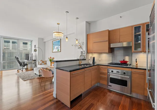 Photo 2 of Condo for sale at 10 W End Ave #5-D, New York, NY 10023 | MLS# RLS20094837 | Listing updated on 2026-08-25