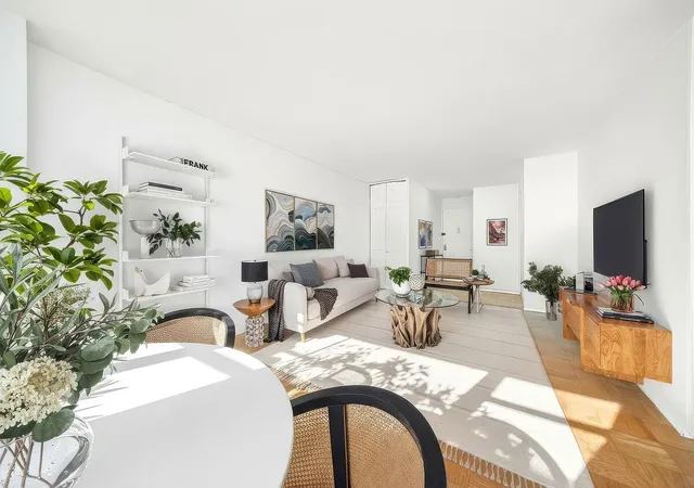 Photo 3 of Sale Pending at 220 E 57th Street #14J, New York, NY 10022 | MLS# RLS20095623 | Listing updated on 2026-08-19