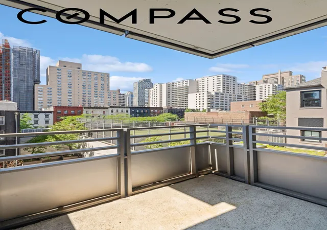 Photo 4 of Sale Pending at 360 E 88th Street #4B, New York, NY 10128 | MLS# RLS20095671 | Listing updated on 2026-08-25
