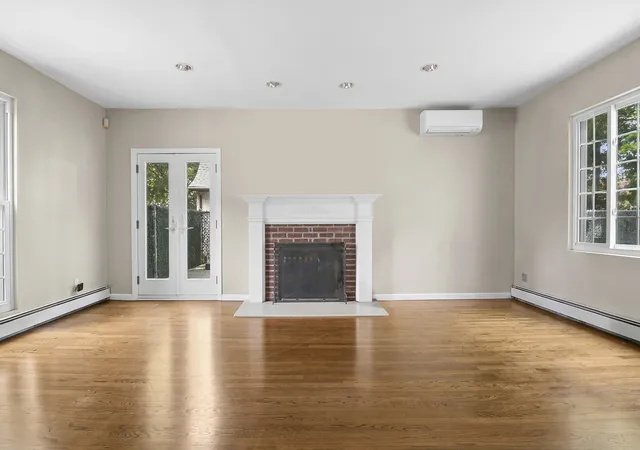 Photo 3 of Single family home for sale at 77-15 Kew Forest Ln, Forest Hills, NY 11375 | MLS# RLS20095833 | Listing updated on 2026-08-19
