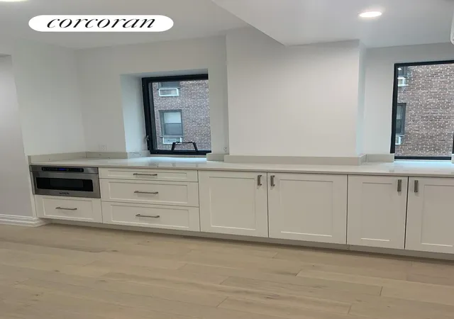 Listing Photo 5 - Condo for sale in building located at 167 E 82Nd St, New York, NY 10028 - Unit #6B