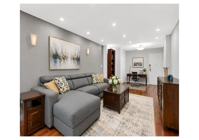 Photo 2 of Sale Pending at 220 E 54th Street #3C, New York City, NY 10022 | MLS# RLS20096903 | Listing updated on 2026-08-19