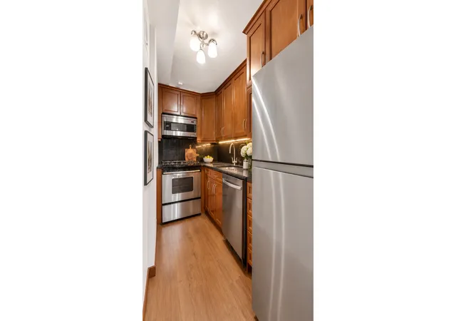 Photo 4 of Sale Pending at 220 E 54th Street #3C, New York City, NY 10022 | MLS# RLS20096903 | Listing updated on 2026-08-19