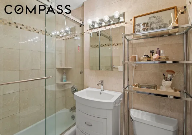 Photo 4 of House for sale at 400 E 77th Street #6C, New York, NY 10075 | MLS# RLS20085779 | Listing updated on 2026-08-16