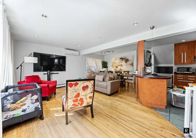Photo 4 of Single family home for sale at 69-07 Little Neck Pkwy, New York City, NY 11004 | MLS# RLS20099616 | Listing updated on 2026-08-20