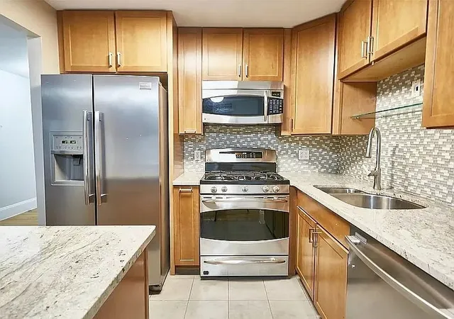 Photo 2 of Condo for sale at 116 11 Curzon Rd #3B, New York City, NY 11418 | MLS# RLS20100198 | Listing updated on 2026-08-18