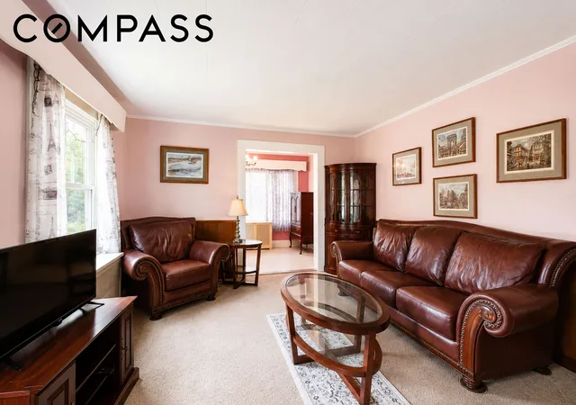 Photo 4 of Sale Pending at 196 Prescott Ave, Staten Island, NY 10306 | MLS# RLS20100389 | Listing updated on 2026-08-21