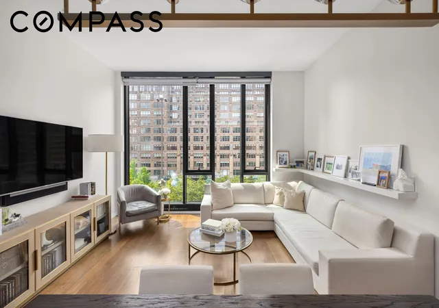 Photo 3 of Townhouse for sale at 570 Broome St #6A, New York City, NY 10013 | MLS# RLS20089218 | Listing updated on 2026-08-11