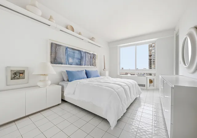 Photo 4 of House for sale at 167 E 61st Street #34D, New York, NY 10065 | MLS# RLS20100775 | Listing updated on 2026-08-24