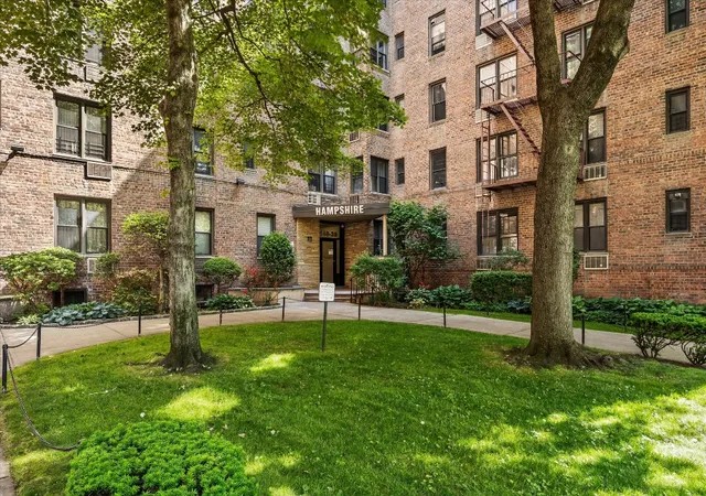 Photo 2 of Sale Pending at 140 39 34th Avenue #2T, Flushing, NY 11354 | MLS# RLS20100959 | Listing updated on 2026-08-26