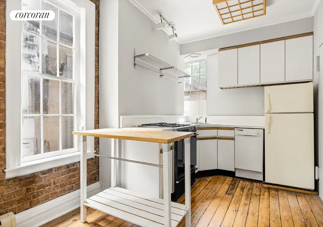 Photo 3 of Condo for sale at 45 Perry St #11, New York City, NY 10014 | MLS# RLS20101194 | Listing updated on 2026-08-18
