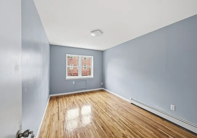 Listing Photo 4 - Condo for sale in building located at 1068 E 86th St, Brooklyn, NY 11236