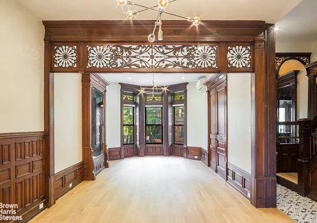 Photo 2 of Single family home for sale at 970 Park Pl, Brooklyn, NY 11213 | MLS# RLS20101997 | Listing updated on 2026-08-18