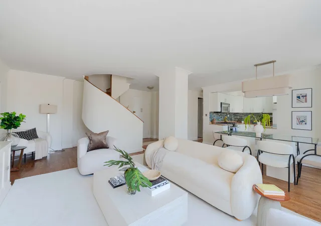 1st image of 401 E 89th St #18/19E, New York City, NY 10128 | MLS# RLS20102057