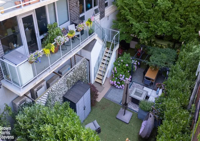 Listing Photo 4 - Condo for sale in building located at 5-49 Borden Ave, New York City, NY 11101 - Unit #2B