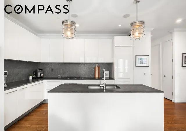 Photo 3 of Condo for sale at 4 W 21st Street #10B, New York, NY 10010 | MLS# RLS20102442 | Listing updated on 2026-08-01