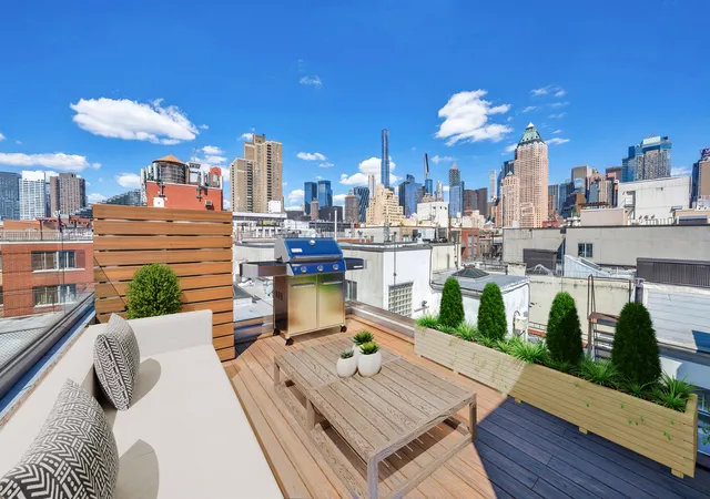 Townhouse for sale at 521 W 47th Street #4D, New York City, NY 10036 | MLS# RLS20102465