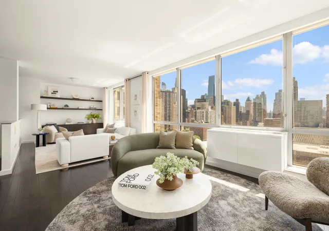 Photo 2 of Sale Pending at 1965 Broadway #24GH, New York, NY 10023 | MLS# RLS20103327 | Listing updated on 2026-08-20
