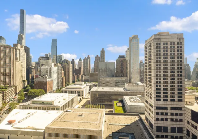 Photo 3 of Sale Pending at 1965 Broadway #24GH, New York, NY 10023 | MLS# RLS20103327 | Listing updated on 2026-08-20