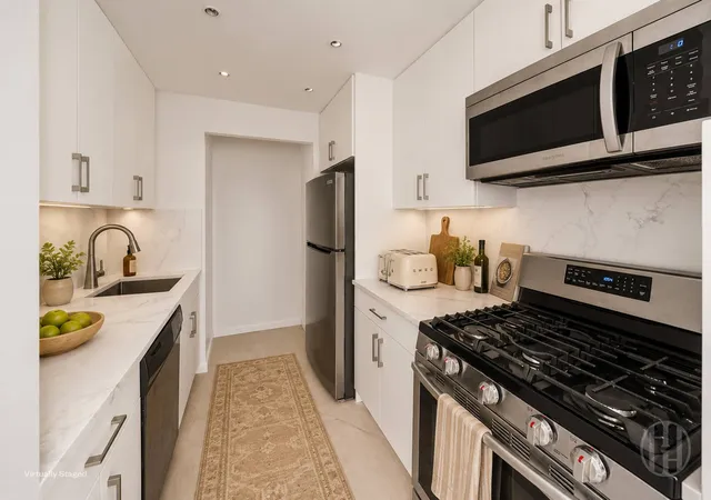 Photo 2 of Sale Pending at 40 E 94th Street #4K, New York, NY 10128 | MLS# RLS20103793 | Listing updated on 2026-08-24