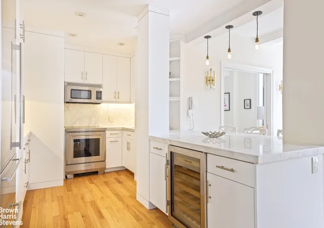 Photo 4 of Sale Pending at 20 W 72nd Street #1208, New York City, NY 10023 | MLS# RLS20104111 | Listing updated on 2026-08-24