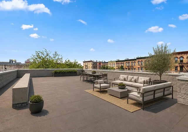 2nd image of 358 Grv St, Brooklyn, NY 11237
