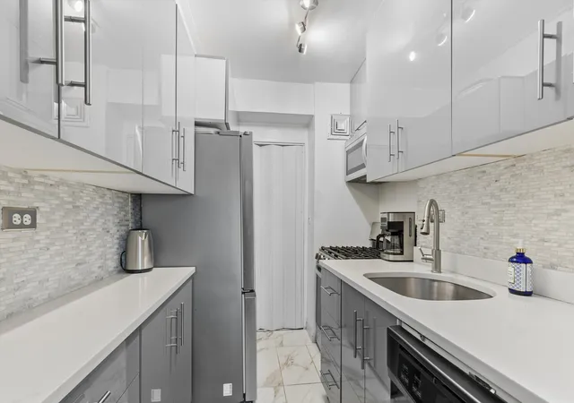 1st image of 225 Adams St #8H, New York City, NY 11201 | MLS# RLS20104441