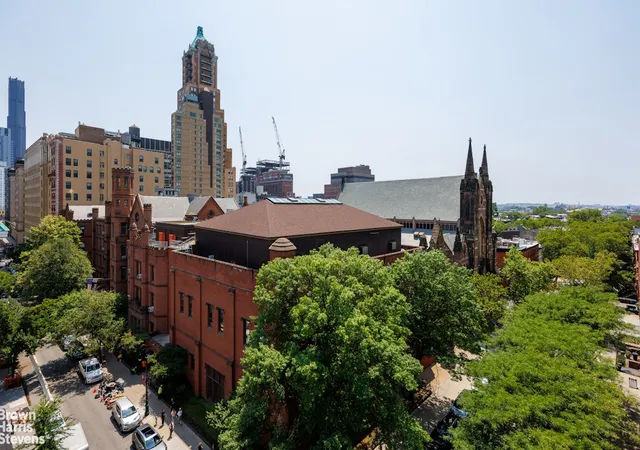 9th image of 114 Clinton St #2A, Brooklyn, NY 11201 | MLS# RLS20104623