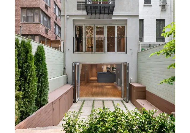 1st image of 425 E 50th St #1, New York City, NY 10022 | MLS# RLS20105497