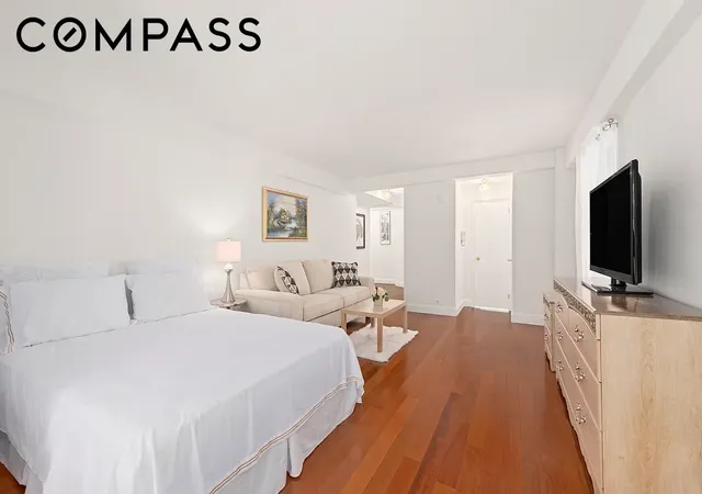 Photo 2 of Sale Pending at 225 E 46th Street #8J, New York City, NY 10017 | MLS# RLS20105630 | Listing updated on 2026-08-24