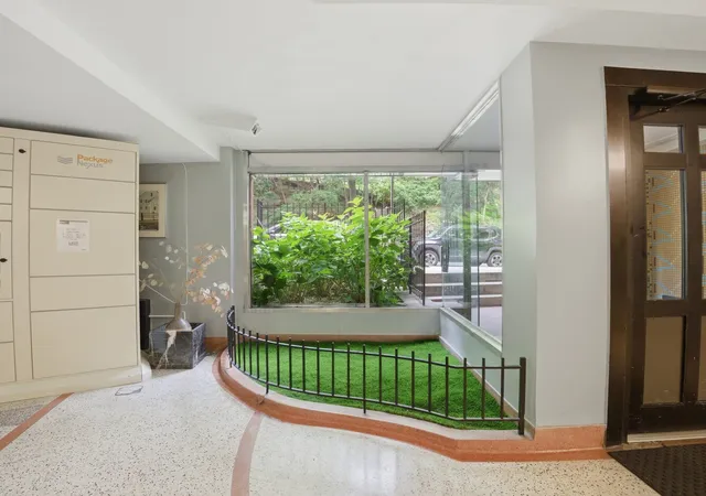 Photo 3 of Condo for sale at 2866 Marion Ave #1I, New York City, NY 10458 | MLS# RLS20106142 | Listing updated on 2026-08-25