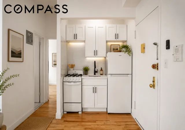 Photo 5 of House for sale at 157 W 123rd Street #5F, New York City, NY 10027 | MLS# RLS20106386 | Listing updated on 2026-08-22
