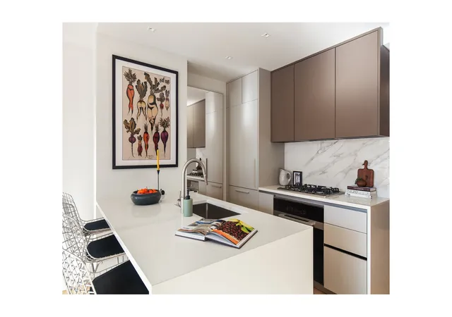 Photo 4 of House for sale at 650 E 6th Street #3, New York City, NY 10009 | MLS# RLS20106543 | Listing updated on 2026-08-18
