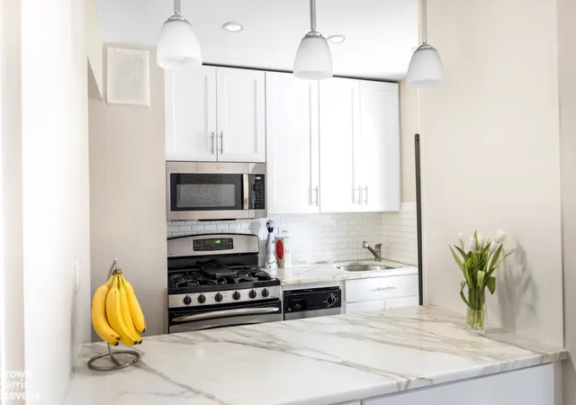 Photo 3 of Sale Pending at 239 E 79th Street #10P, New York City, NY 10075 | MLS# RLS20107104 | Listing updated on 2026-08-26
