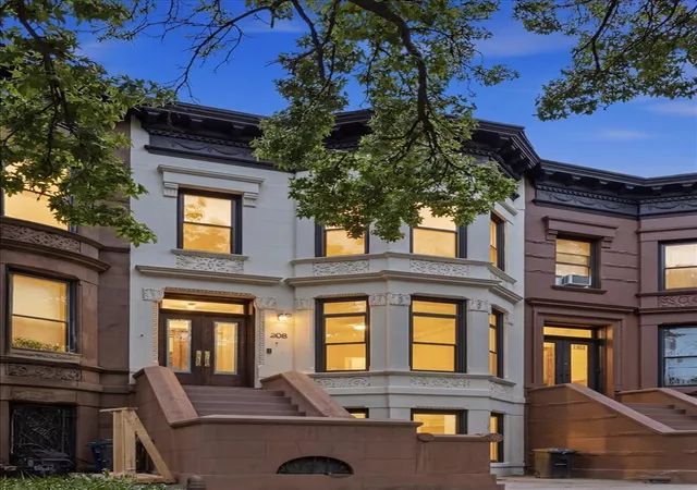Photo 3 of Single family home for sale at 208 Lincoln Rd, New York City, NY 11225 | MLS# RLS20107131 | Listing updated on 2026-08-19