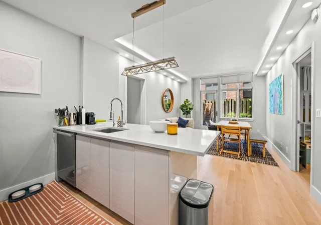 Photo 4 of House for sale at 2-26 50th Avenue #3DE, New York City, NY 11101 | MLS# RLS20107652 | Listing updated on 2026-08-21