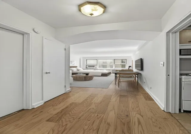 Photo 3 of Condo for sale at 288 Lexington Ave #3D, New York City, NY 10016 | MLS# RLS20107830 | Listing updated on 2026-08-06