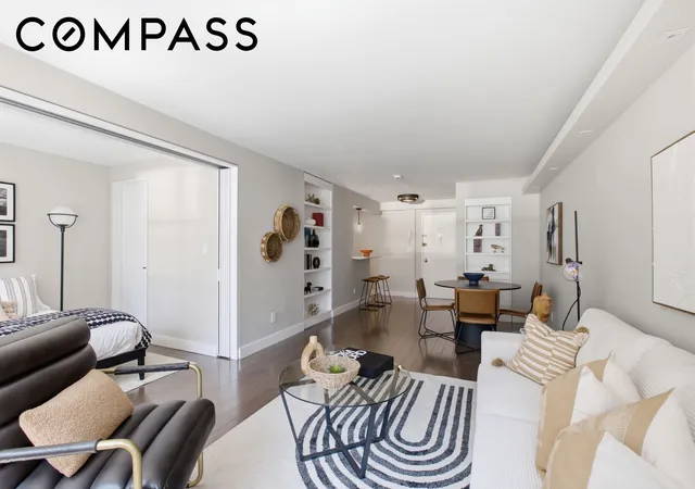 Photo 4 of House for sale at 166 E 61st Street #12L, New York City, NY 10065 | MLS# RLS20107848 | Listing updated on 2026-08-06