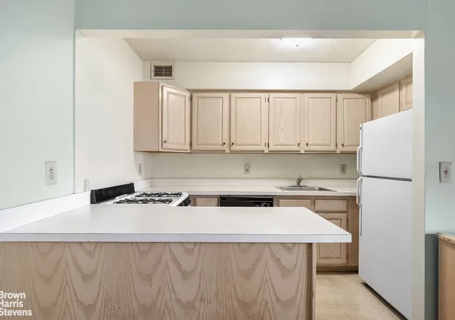 Photo 3 of Condo for sale at 1919 Madison Ave #614, New York City, NY 10035 | MLS# RLS20107915 | Listing updated on 2026-08-23