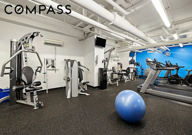 Photo 3 of Condo for sale at 165 W End Ave #20K, New York City, NY 10023 | MLS# RLS20108401 | Listing updated on 2026-08-10