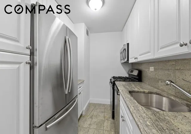 Photo 3 of House for sale at 180 W End Ave #6E, New York City, NY 10023 | MLS# RLS20108962 | Listing updated on 2026-08-12