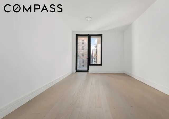 Photo 3 of House for sale at 165 Lexington Ave #4D, New York City, NY 10016 | MLS# RLS20107638 | Listing updated on 2026-08-16