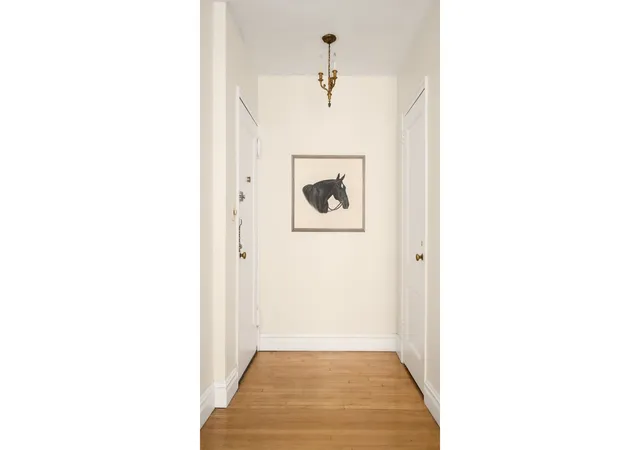 Listing Photo 4 - Condo for sale in building located at 1040 Park Ave, New York City, NY 10028 - Unit #7H