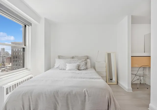 Photo 4 of House for sale at 1199 Park Ave #16E, New York City, NY 10128 | MLS# RLS20109724 | Listing updated on 2026-08-21